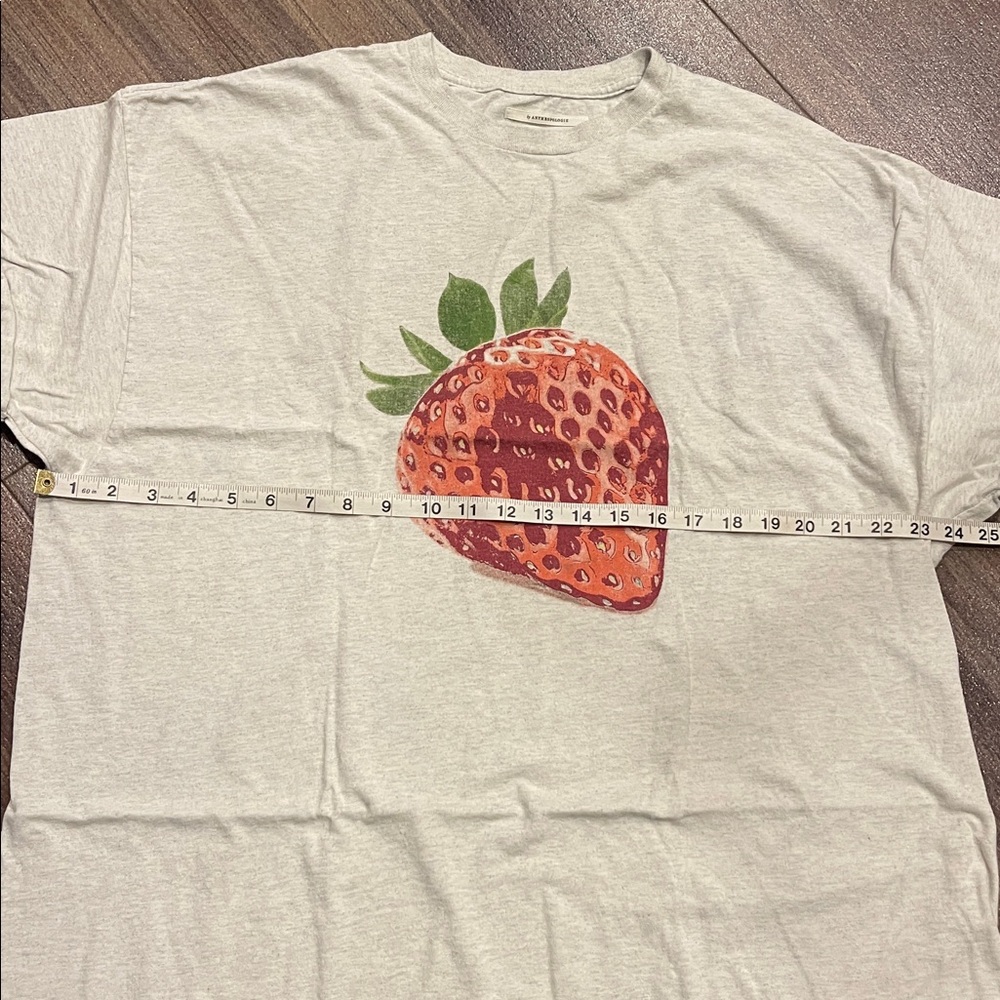 NWOT Anthropologie White Tee with Strawberry Graphic - Picture 4 of 6